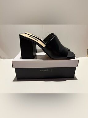 Nine West Black Leather Square Toe Block Heel Mules